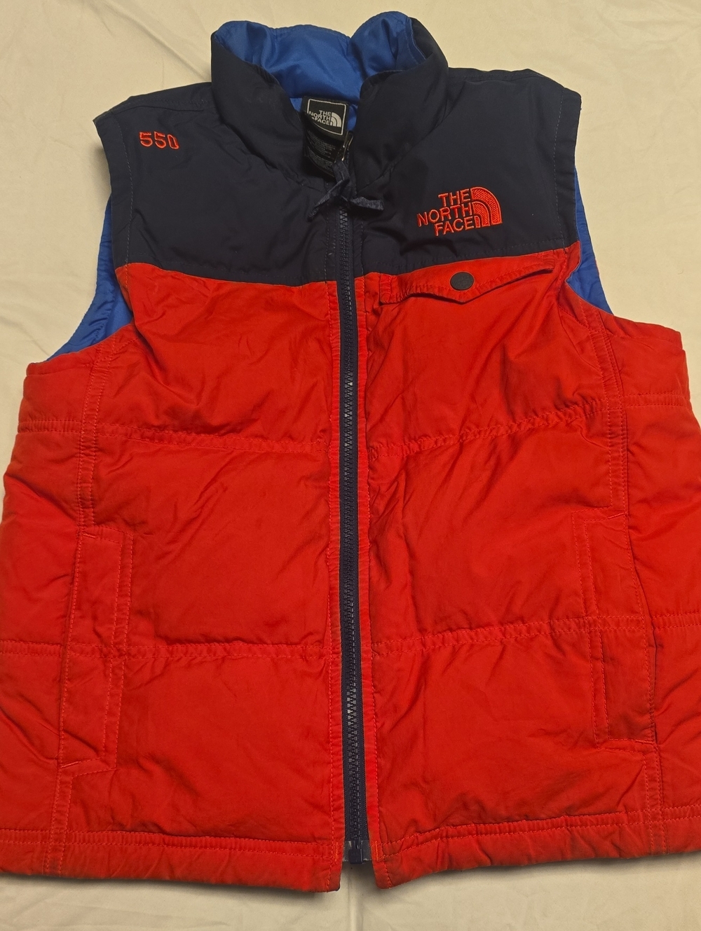 The North Face 550 Down Reversible Puffer Vest Red Navy Blue Boys Size 7/8 Small